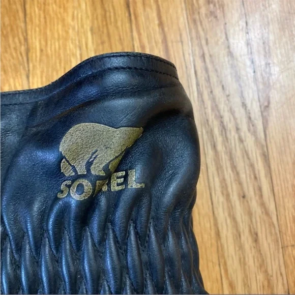 SOREL Black Leather Ruched Winter Boots - Picture 4 of 10